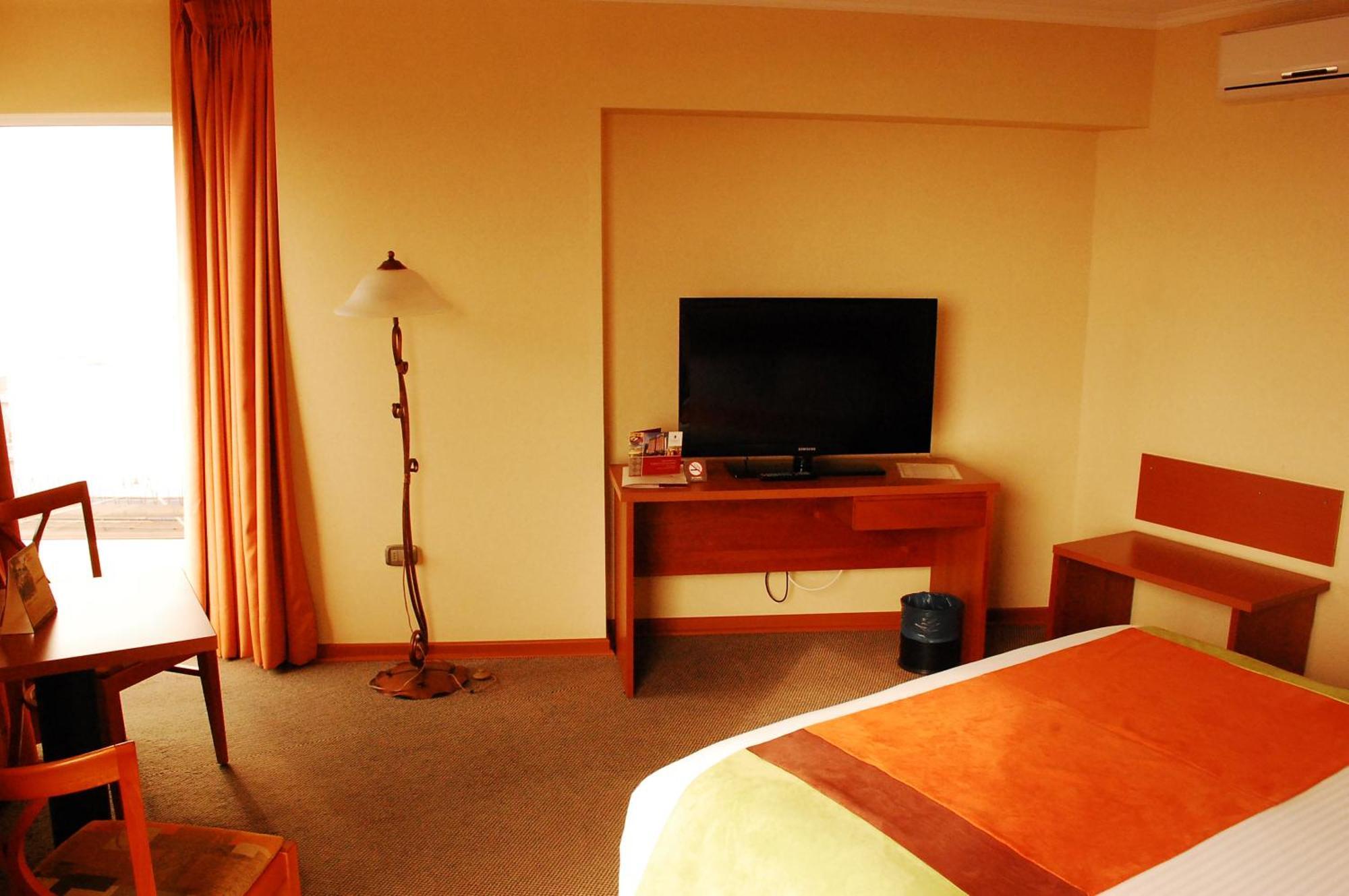 Hotel Florencia Suites & Apartments Αντοφαγάστα Δωμάτιο φωτογραφία
