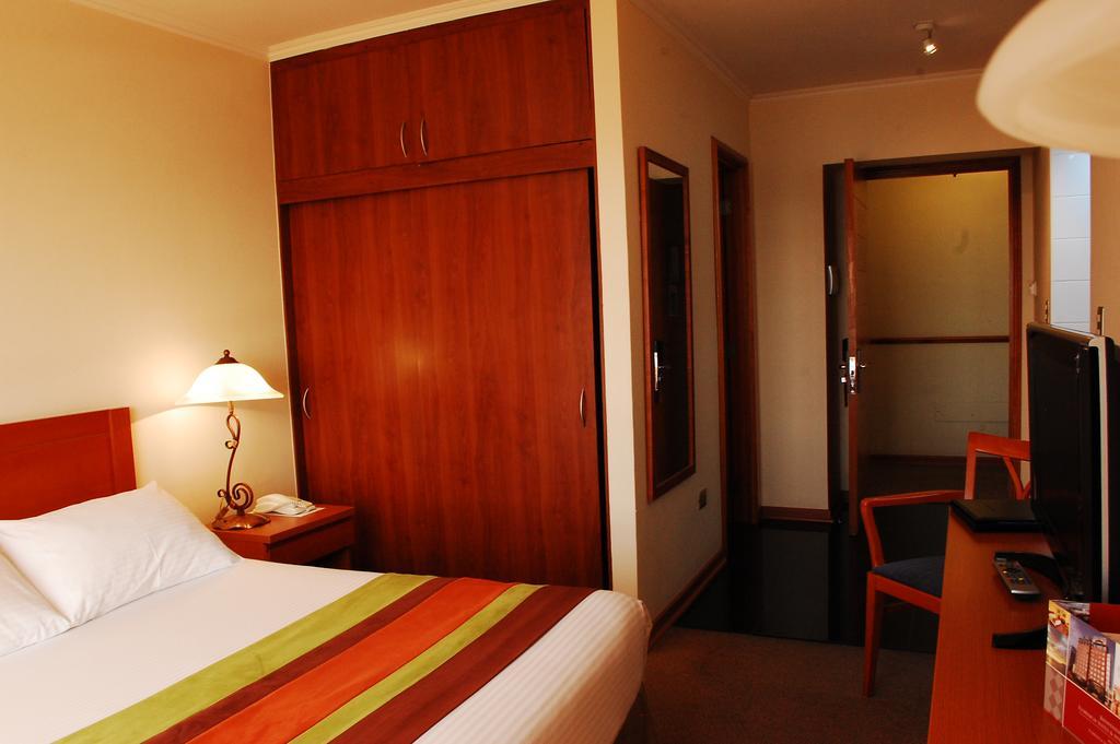 Hotel Florencia Suites & Apartments Αντοφαγάστα Δωμάτιο φωτογραφία